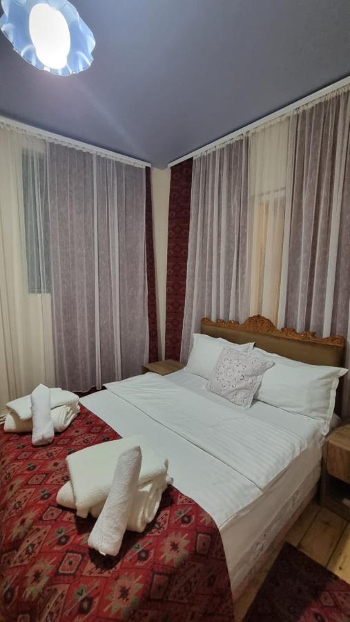 Deghceni Clubhouse Hotel Dilidzjan Buitenkant foto