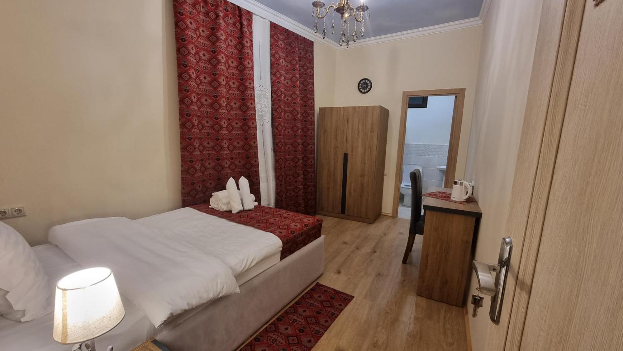 Deghceni Clubhouse Hotel Dilidzjan Buitenkant foto