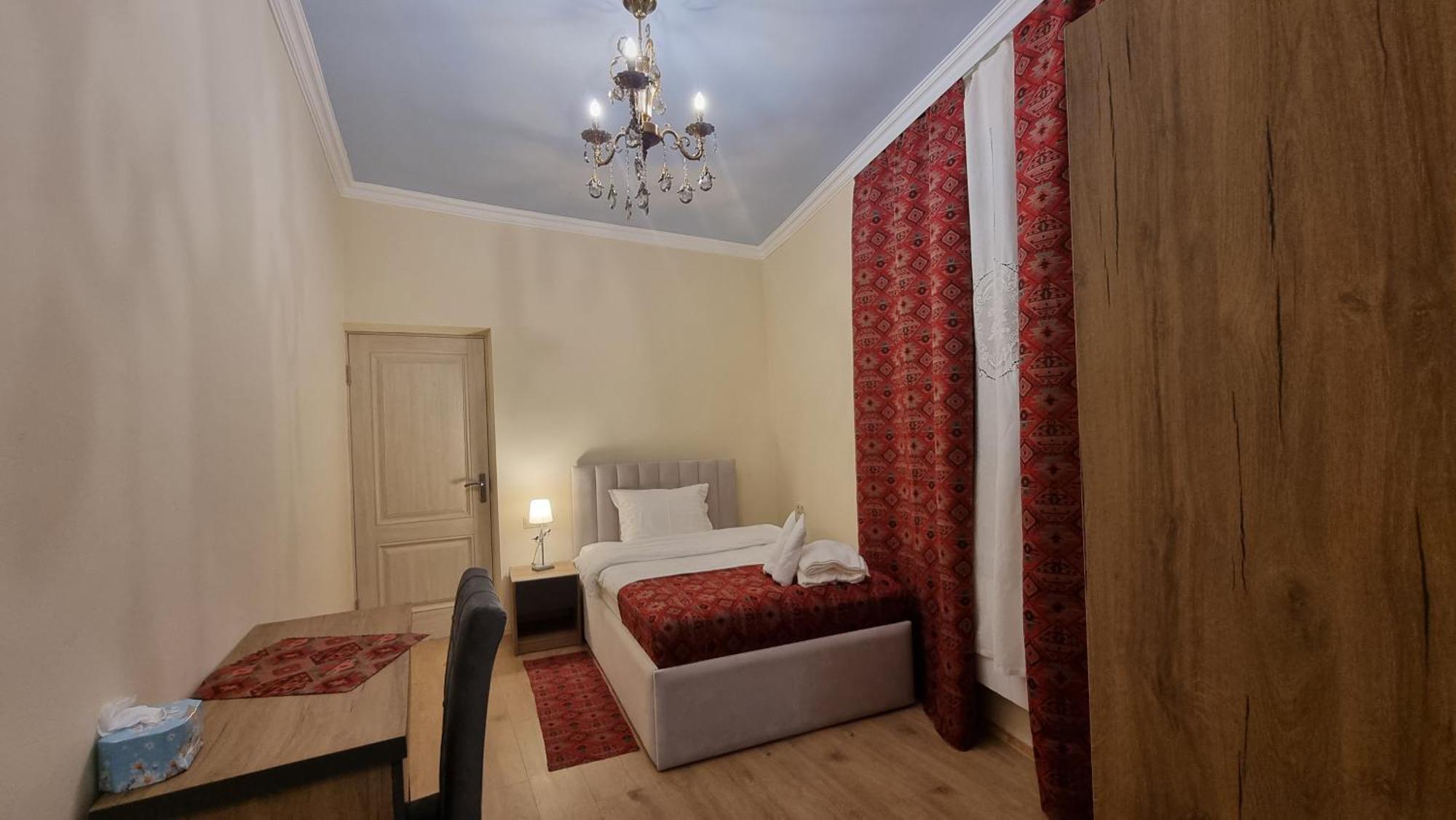 Deghceni Clubhouse Hotel Dilidzjan Buitenkant foto